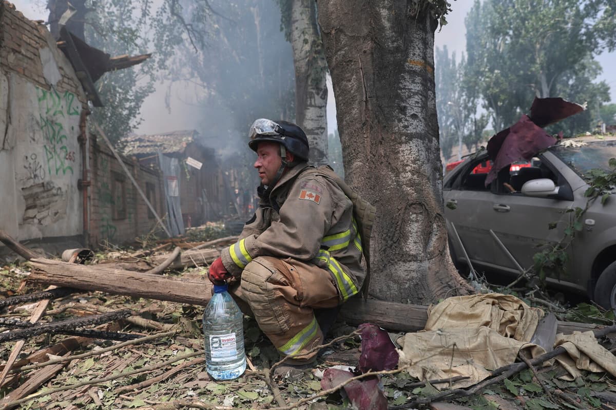 US Shifts Ukraine Arms Support Amid European Leaders' Meeting