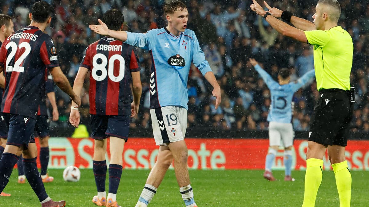 Swedberg substituted early in Celta's 4-1 win over Valencia