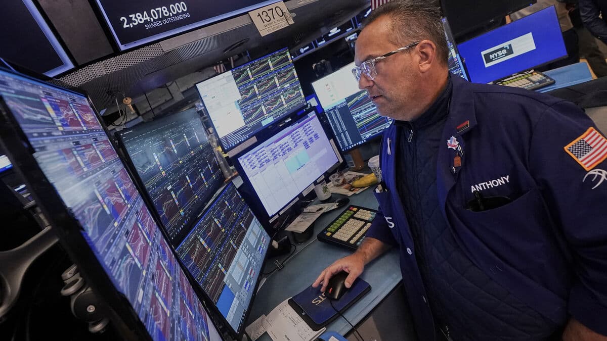 Stockholm Stock Exchange Faces Potential Setbacks Amid Reporting Season