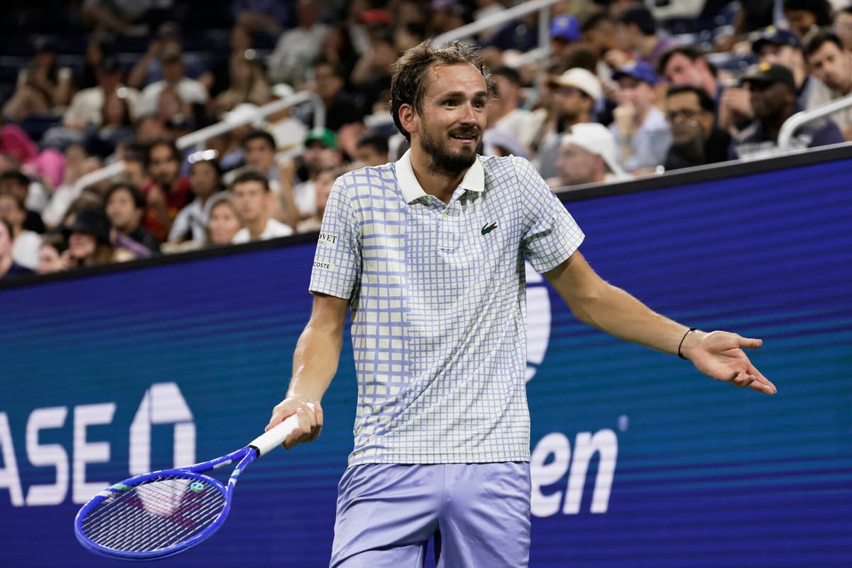 Daniil Medvedev's Outburst at US Open: Confronts Judge During Match