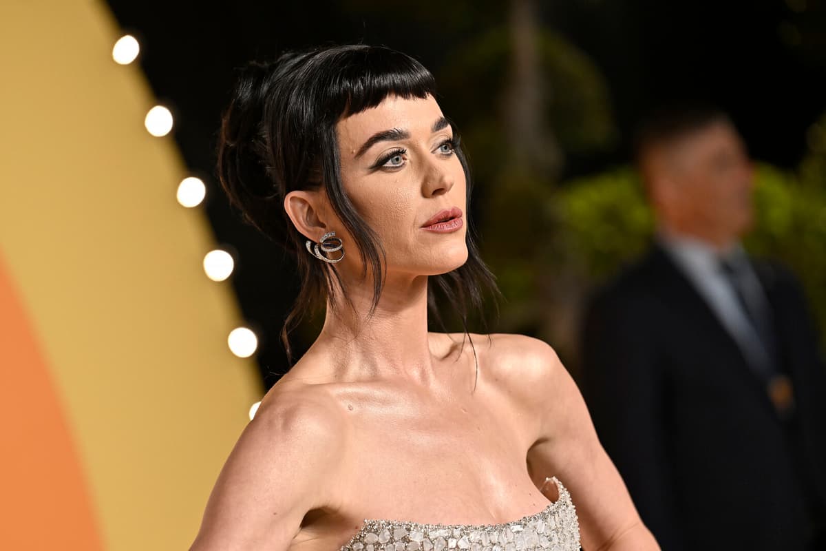 Katy Perry Joins All-Female Crew for Blue Origin Space Trip