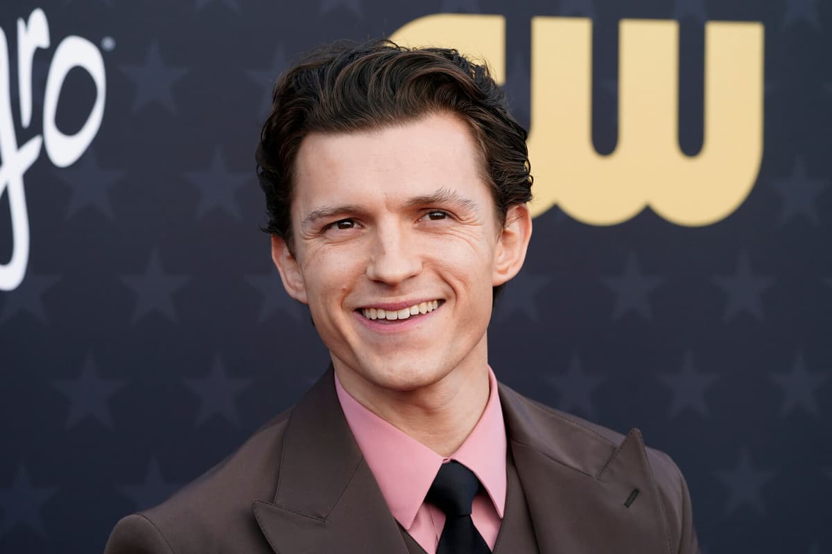 Tom Holland Hospitalized After Accident on Spiderman Set
