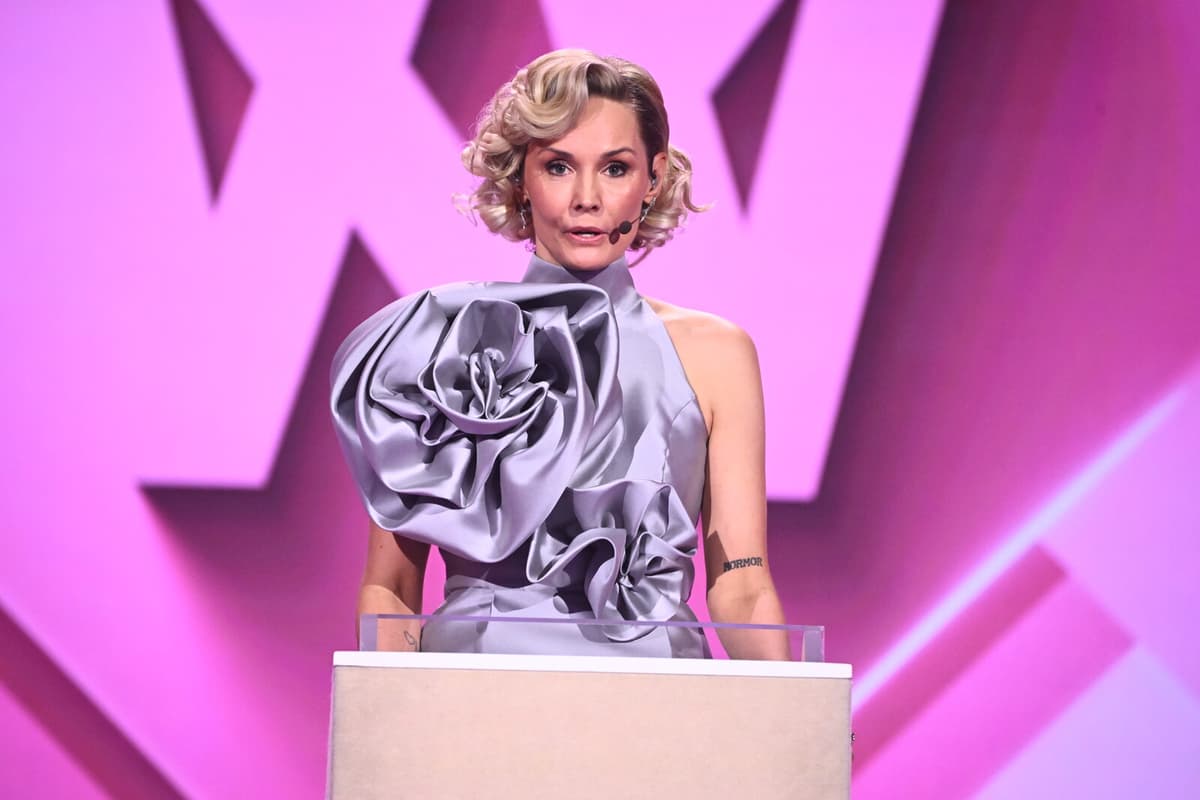 Carina Berg Hosts Children's Cancer Gala for Tenth Year