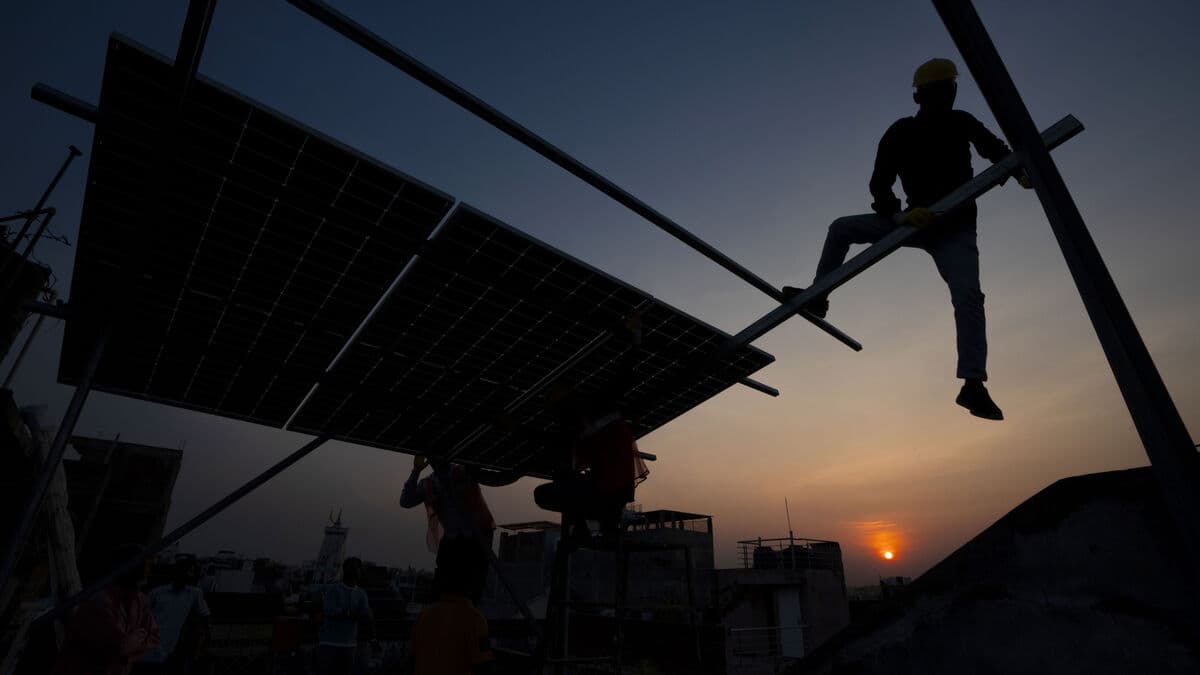 Historic coal power declines in China and India in 2025