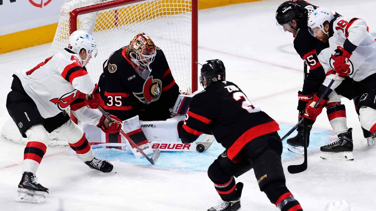 Ullmark back on the ice, saves 26 shots