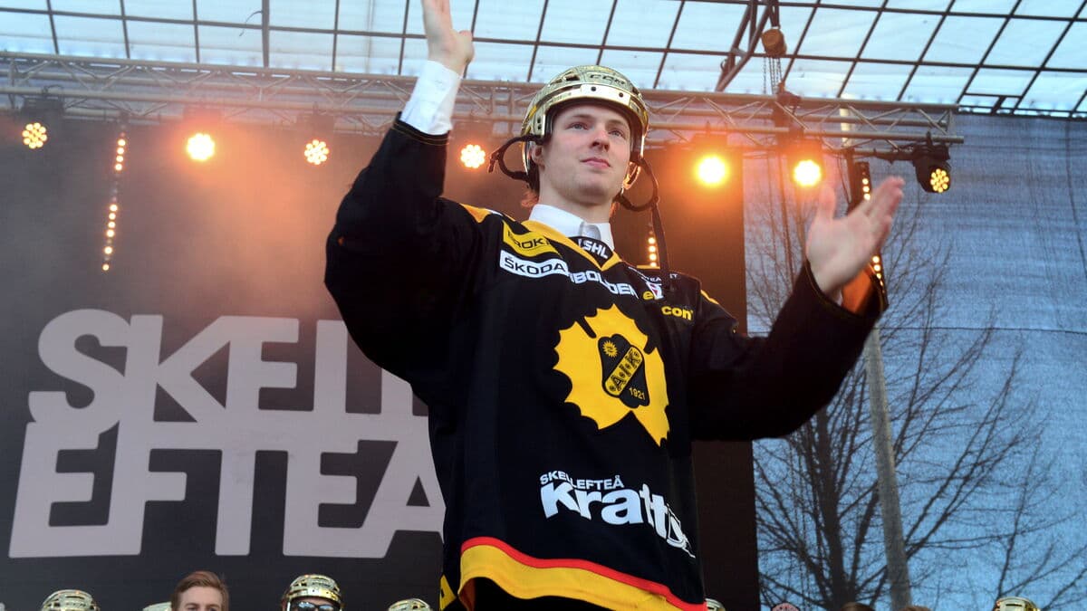 Five-time Swedish Championship gold medalist Martin Lundberg returns to Skellefteå AIK