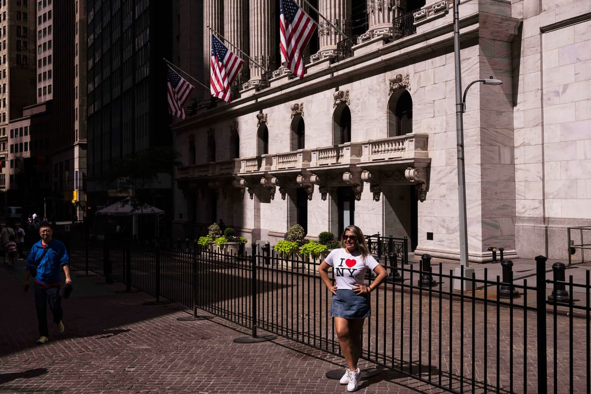 S&P 500 Hits Record High After US-Vietnam Trade Agreement