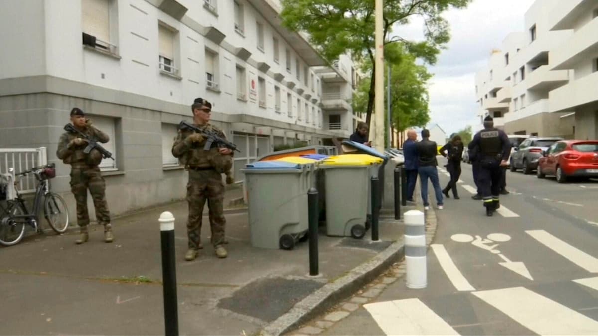 Student Fatally Stabbed in School Attack in Nantes, France