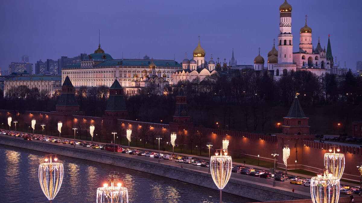 Mayor: Nighttime drone attack on Moscow