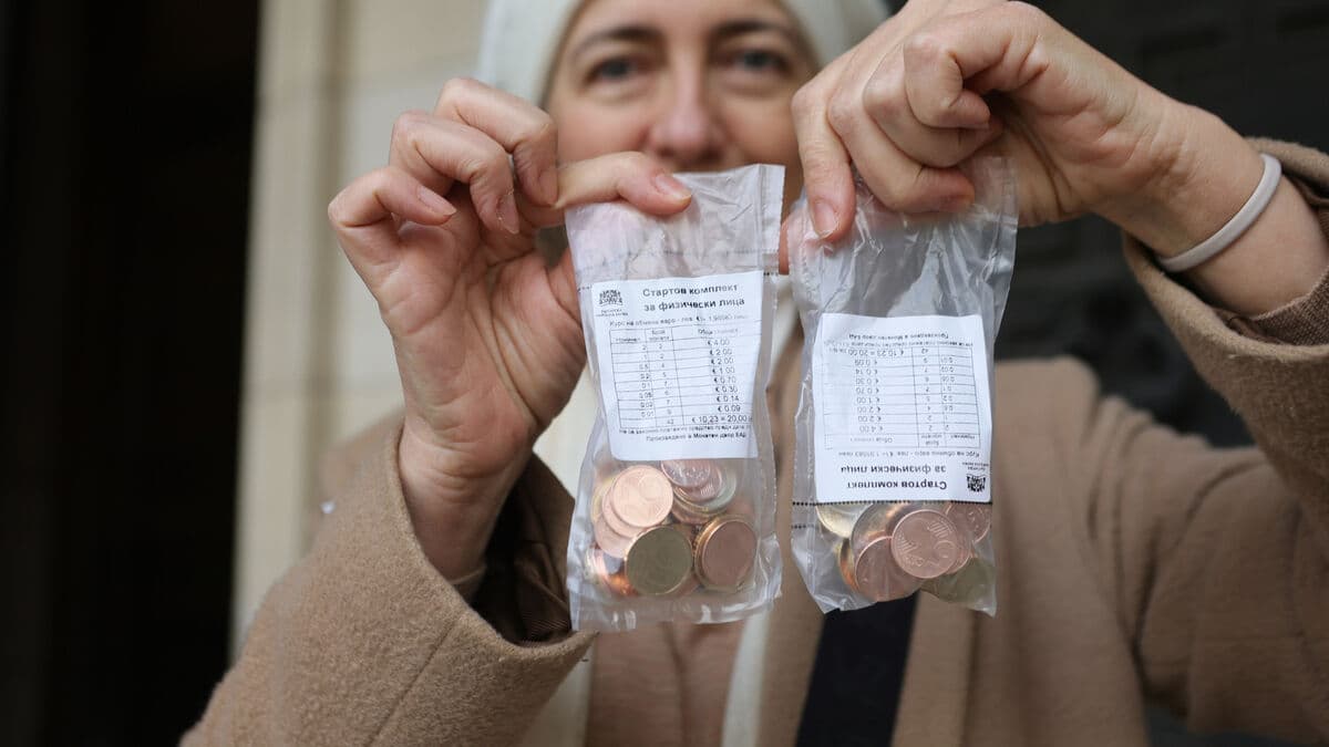 Bulgaria adopts the euro as its currency