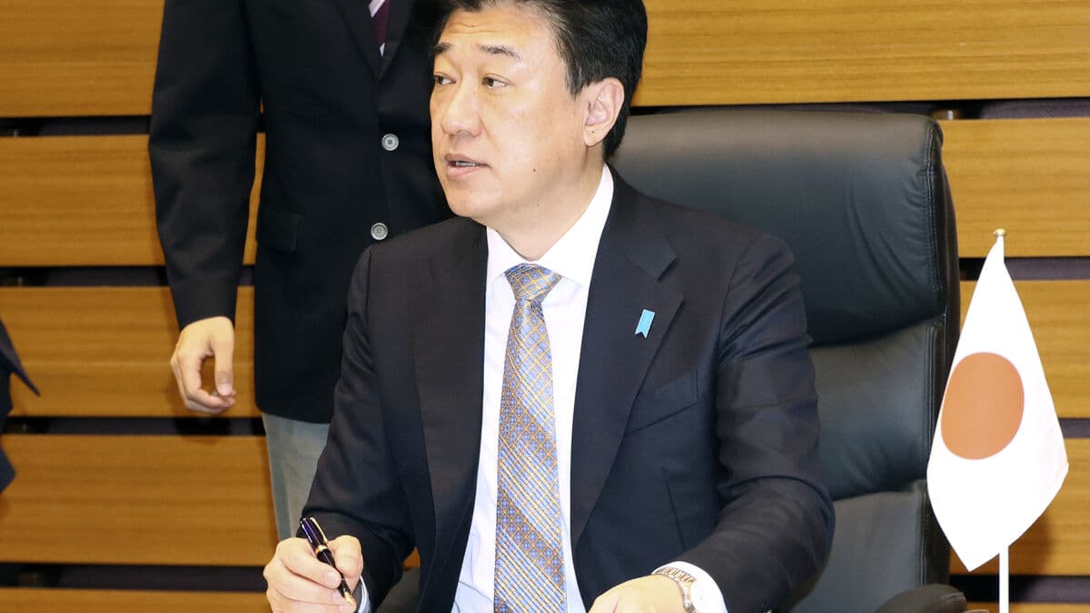 Japan urges citizens in China to exercise caution