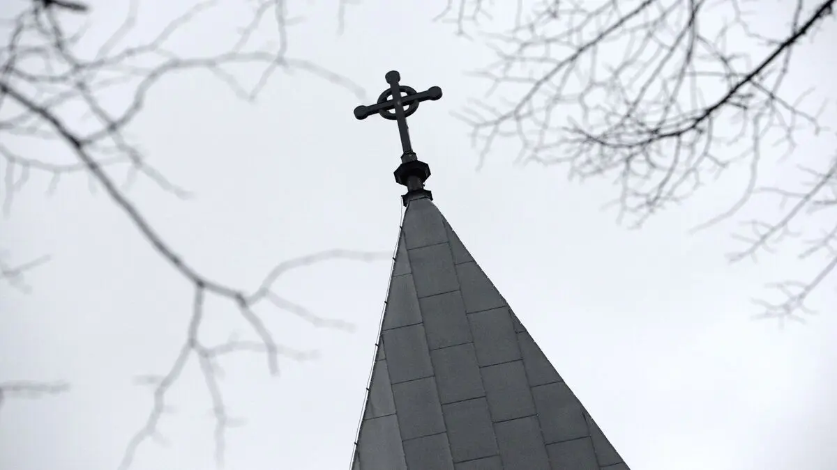 Punk priest wins case against municipality over anonymous tip