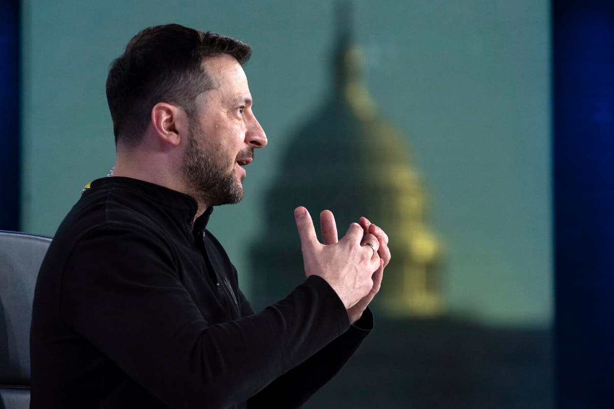 Zelensky Grateful for US and NATO Arms Agreement to Aid Ukraine