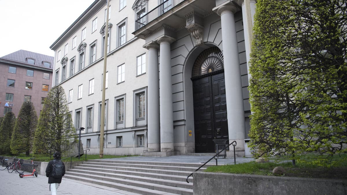 Stricter Entry Rules at Stockholm School of Economics Favor Men