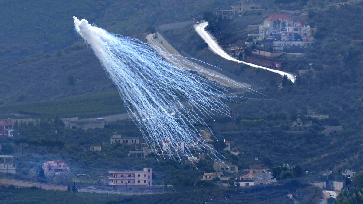 Alarm as white phosphorus fired at homes in Lebanon