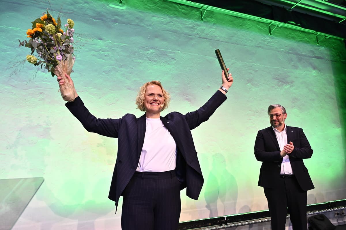 Moderate Party Loses Voters to Center Party in New Poll