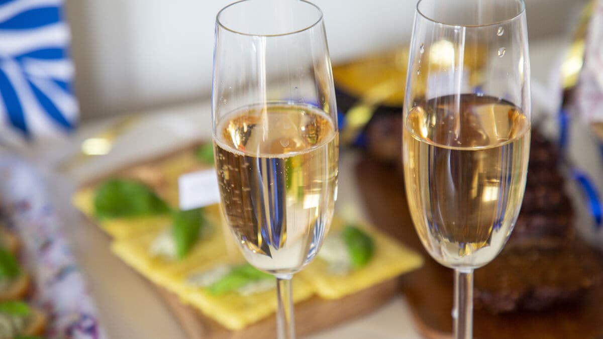 Bubbles for breakfast become a reality in Höganäs as alcohol sales are allowed from 7 a.m.