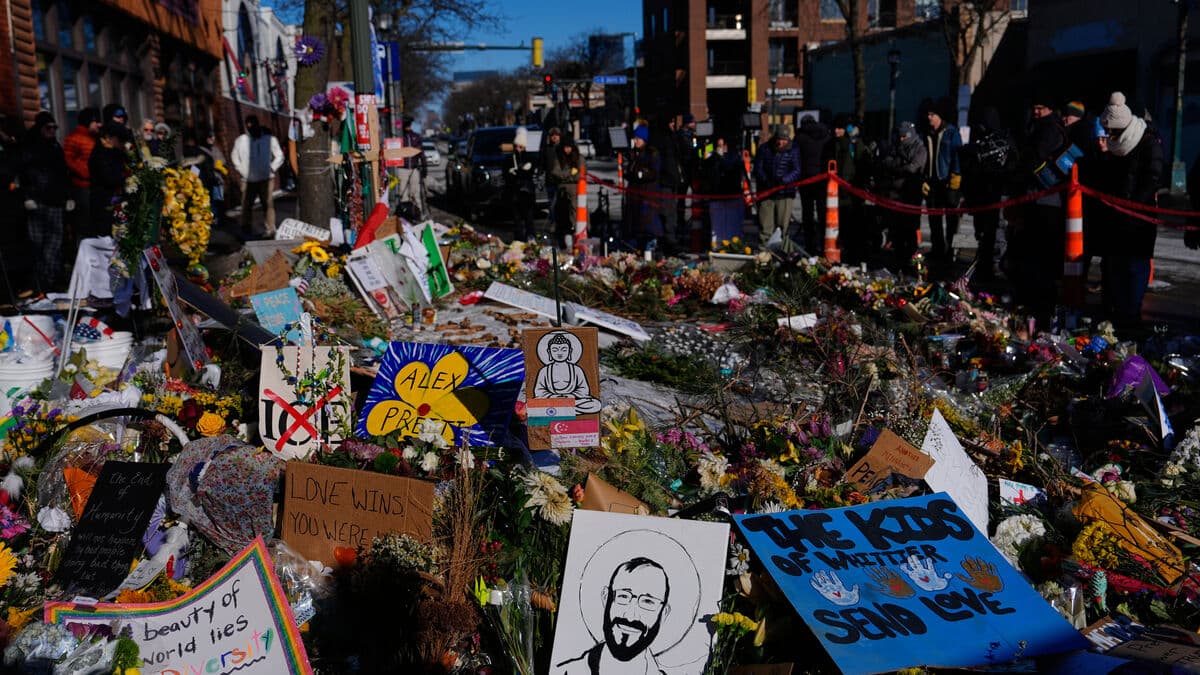 Two Border Patrol agents temporarily removed from duty after Minneapolis shooting