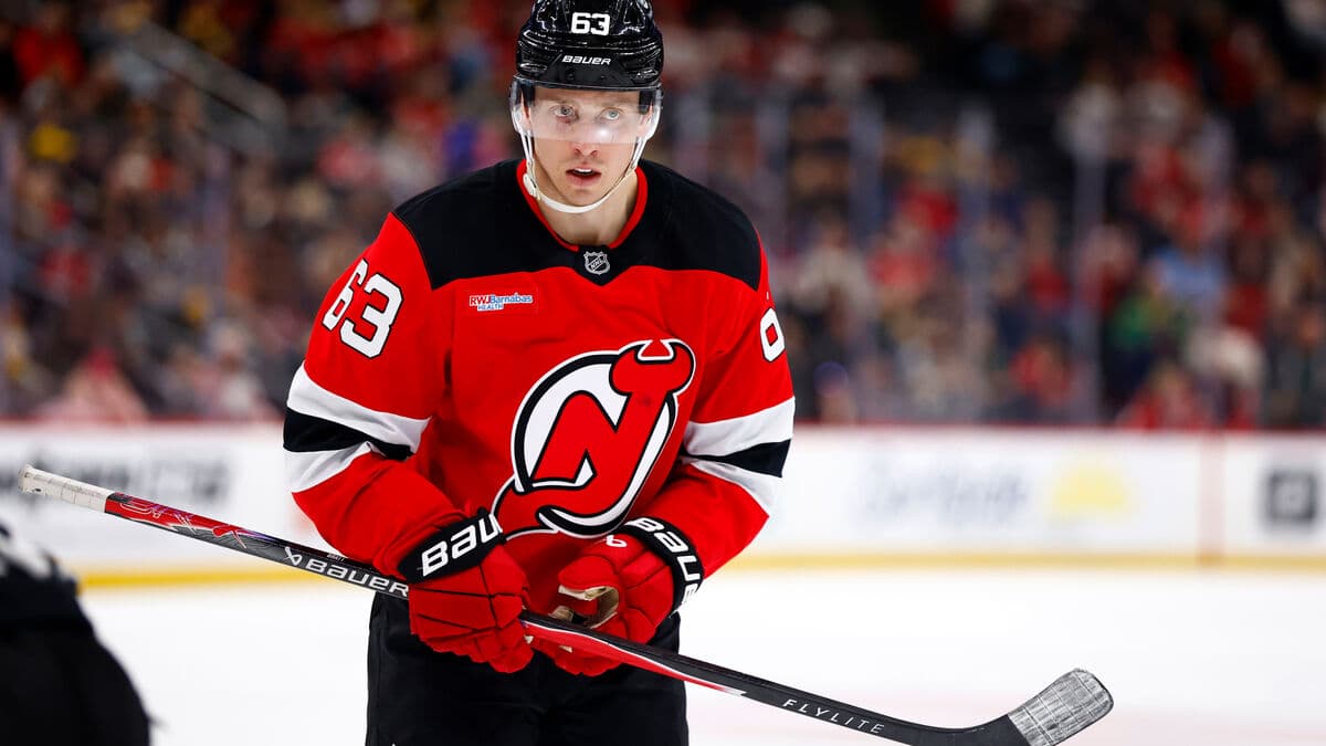 Swedish star Jesper Bratt scores decisive goal as New Jersey beats New York Rangers 6-3