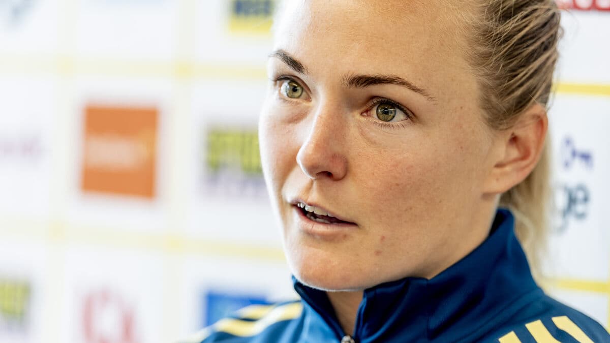 Magdalena Eriksson Concedes Seven as Bayern Falls to Barcelona