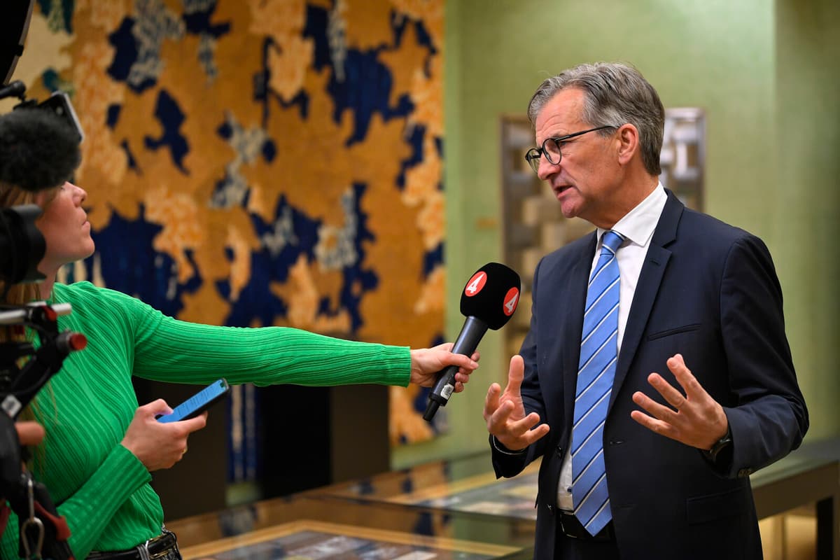 Economists Suggest Swedish Central Bank Should Have Lowered Rates Sooner