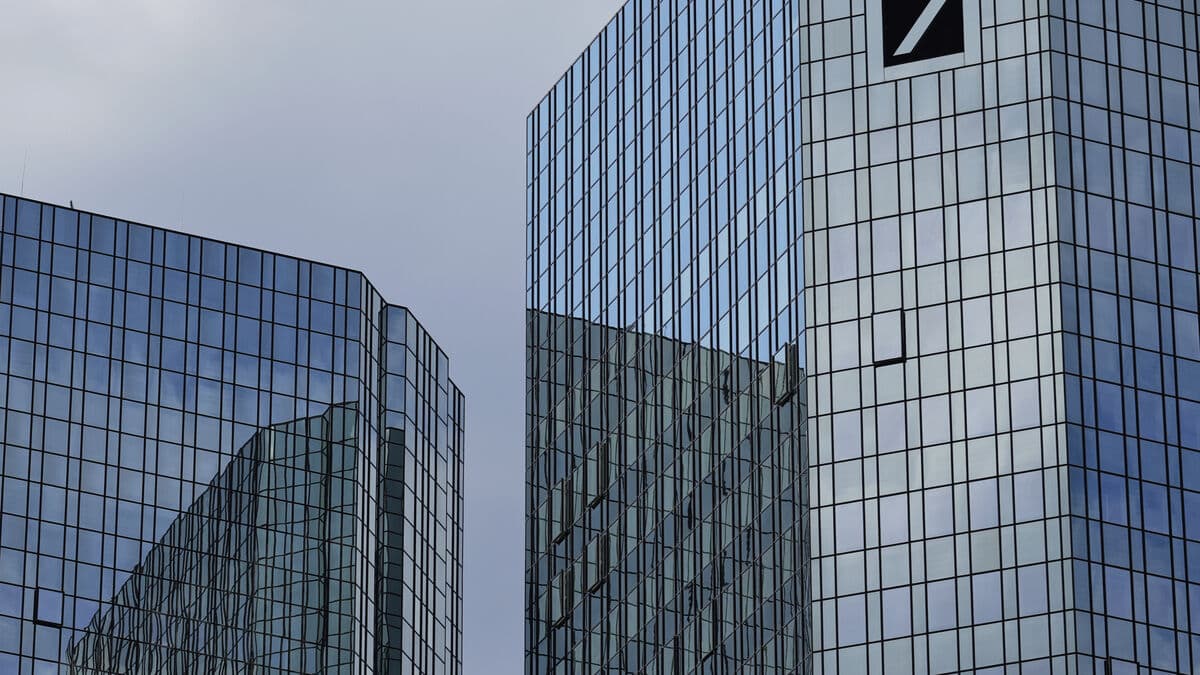 Raid on Deutsche Bank after suspicions of money laundering