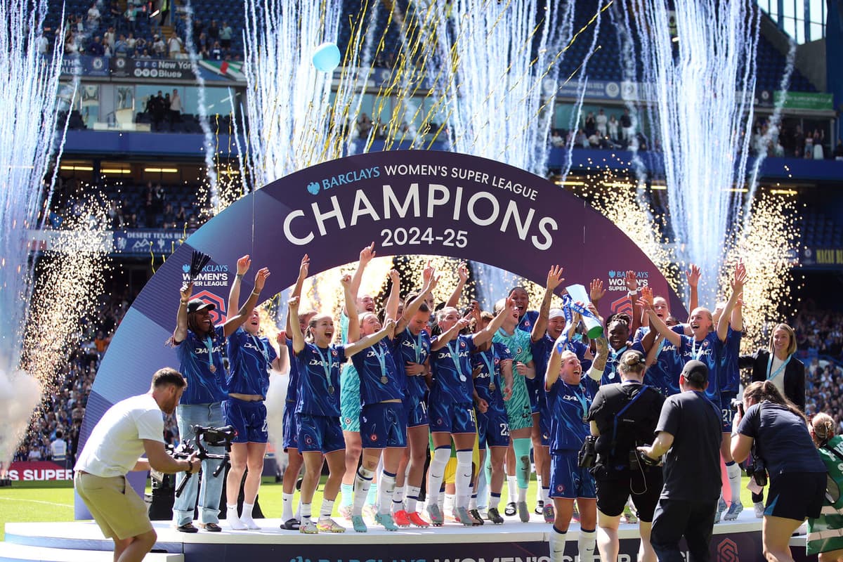 Chelsea Wins FA Cup Final 3-0 Against Manchester United