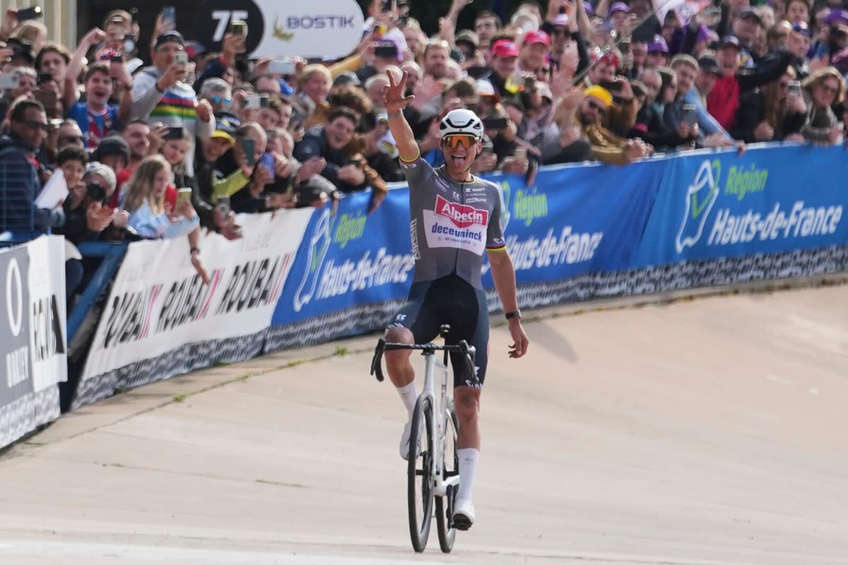 Spectator Apologizes for Throwing Bottle at Cyclist Van der Poel