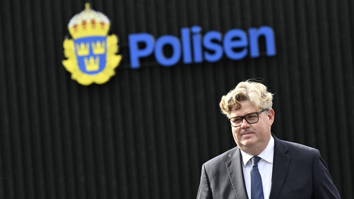 Strömmer wants to see a cultural shift in social services