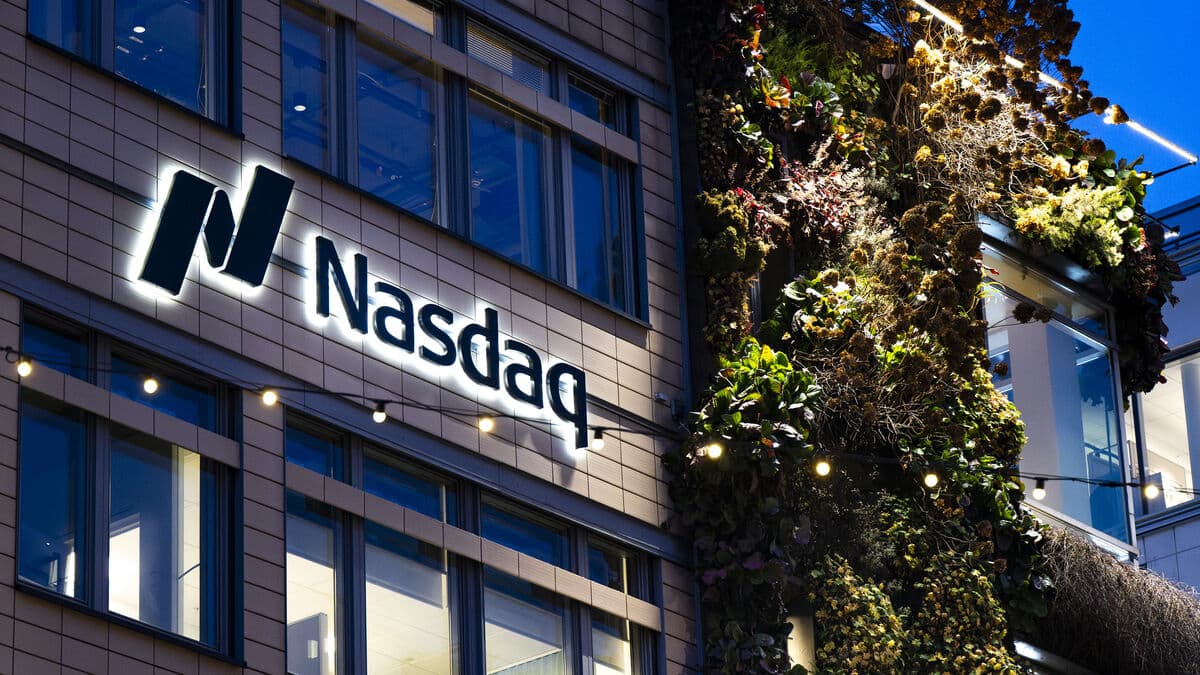 The stock market rose despite uncertainty about the war