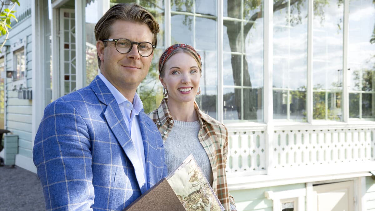 "It's in the Walls" gets a new season