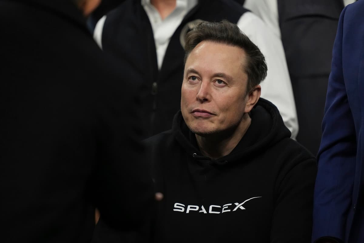 Elon Musk Sues Apple Over AI Partnership with OpenAI