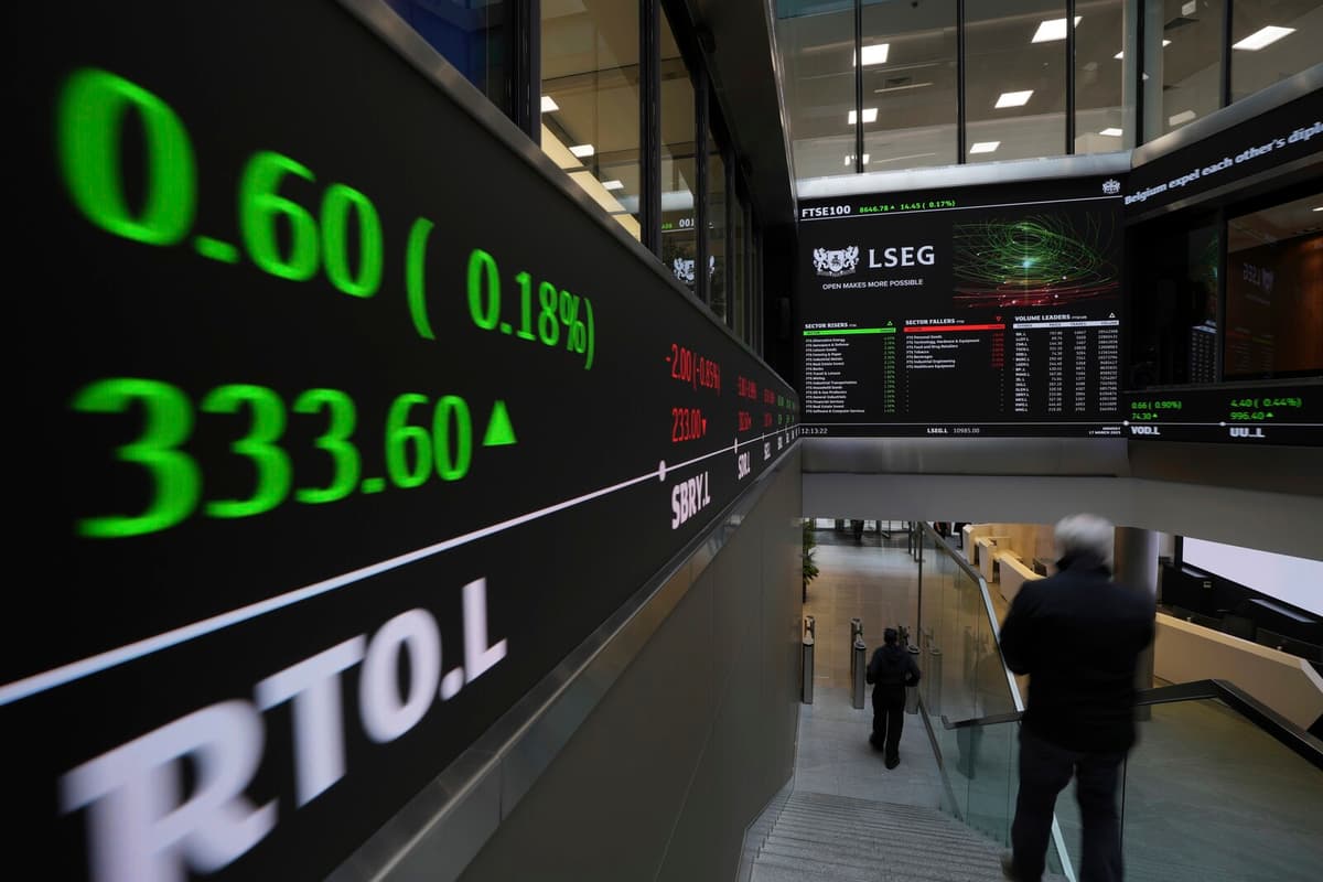 London Stock Exchange Hits Record High Amid Mining Stock Surge