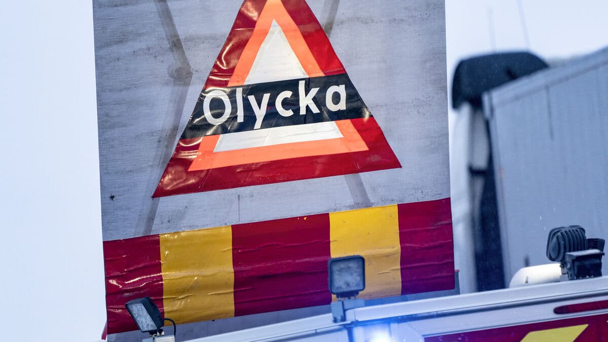 Man Dies in E4 Traffic Accident Near Arlanda Airport