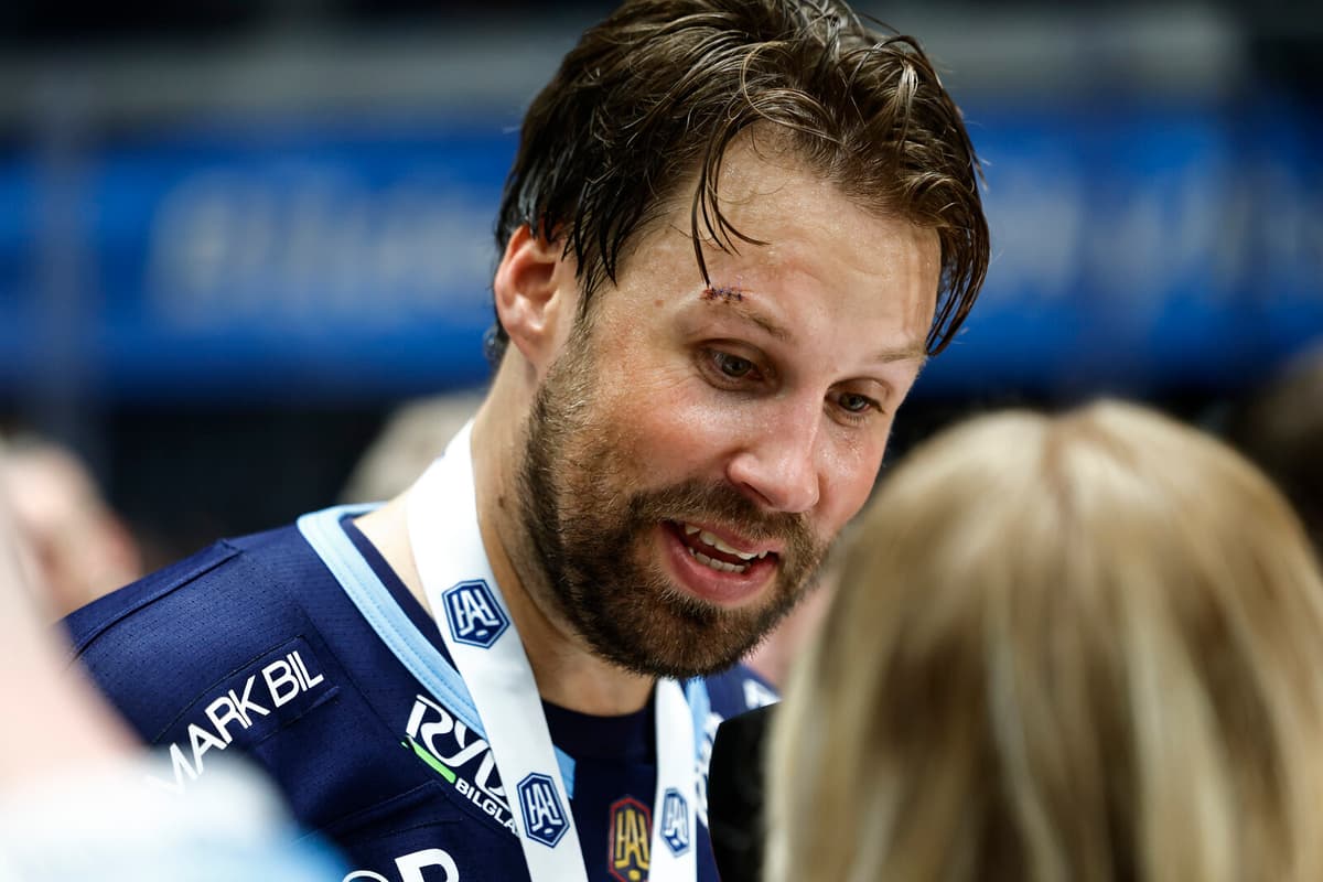 Axelsson Departs Djurgården After Hockeyallsvenskan Victory