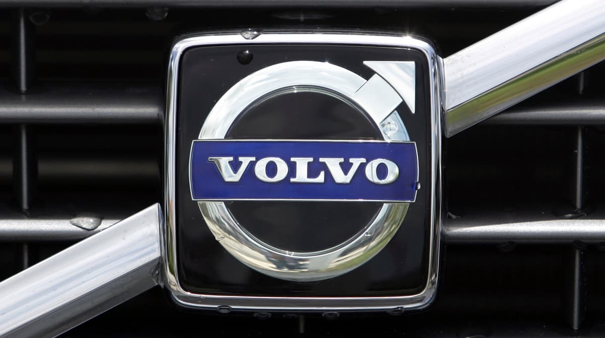 Volvo Cars Credit Rating Outlook Lowered by S&P Global