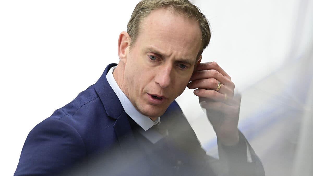 Poke the star – lost sixth straight