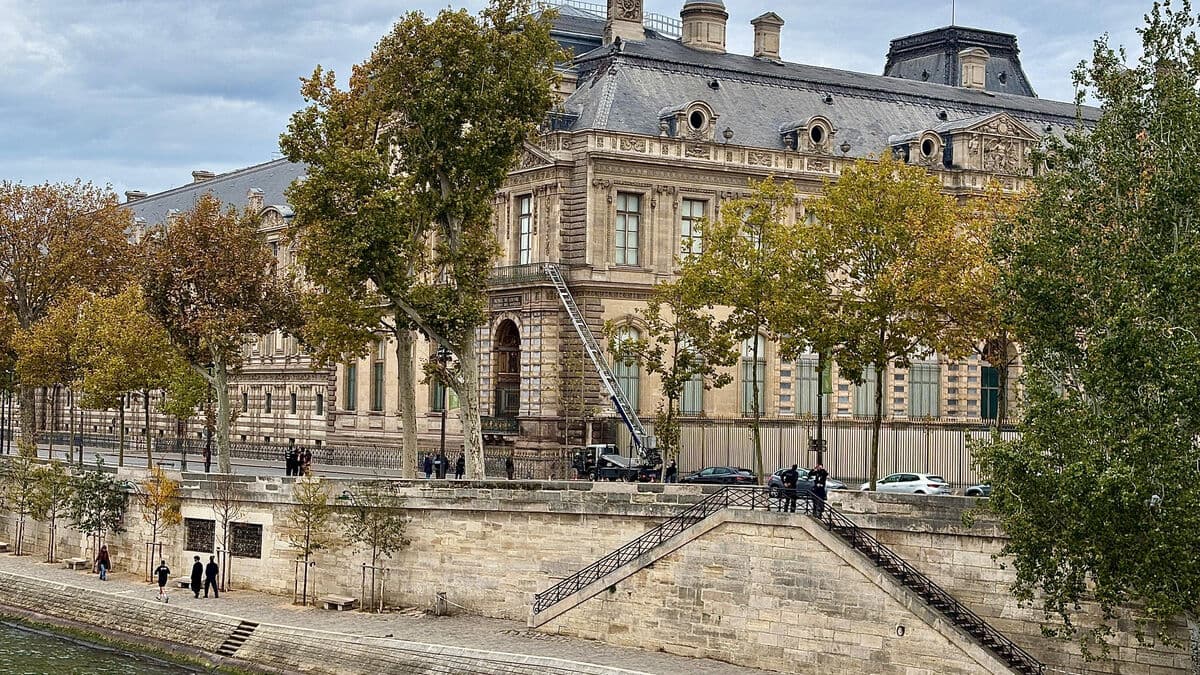 Louvre Heist: Thieves Steal Priceless French Crown Jewels