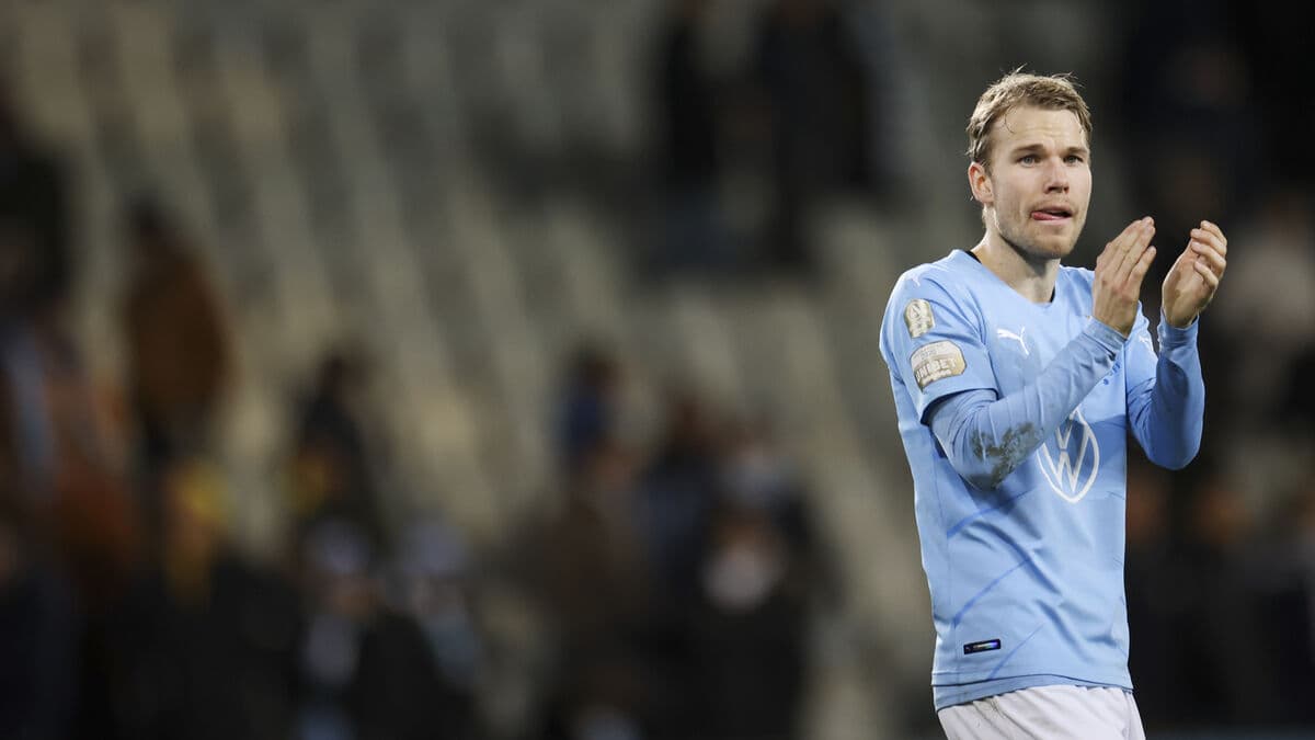 Oscar Lewicki hangs up his football boots