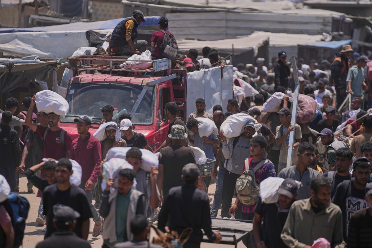 Conflicting Accounts on Deaths of Aid Workers in Gaza