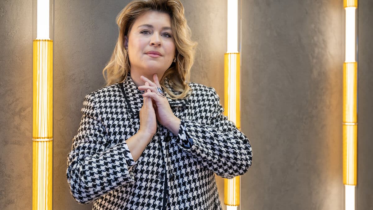 Linnea Henriksson and Uppsala choir Sönerna win final of The Choir - Together Against Cancer