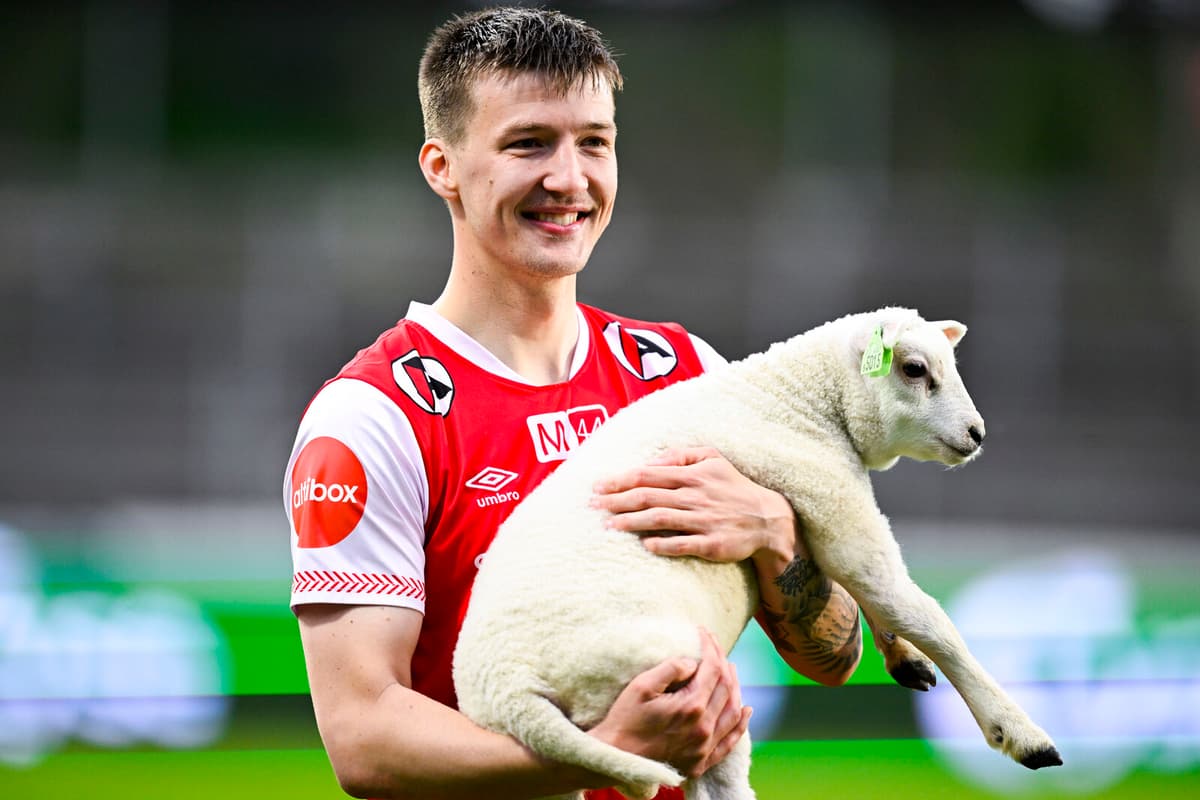 Norwegian Football Player Criticized for Receiving Lamb as Prize