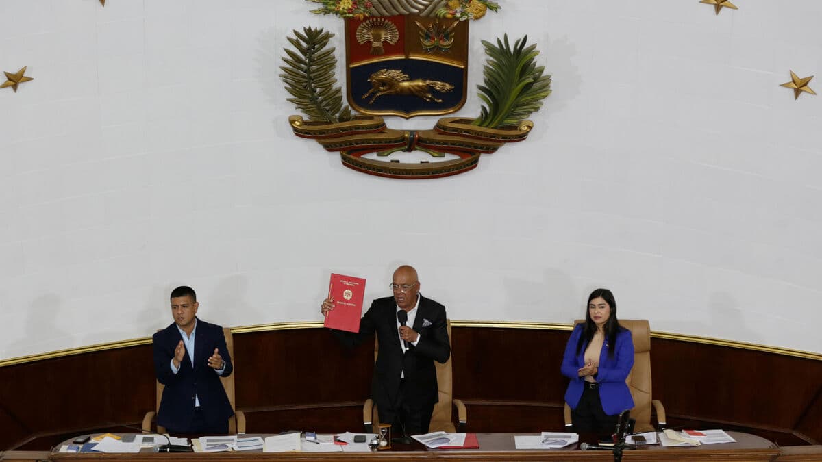 Venezuela's parliament unanimously approves amnesty law
