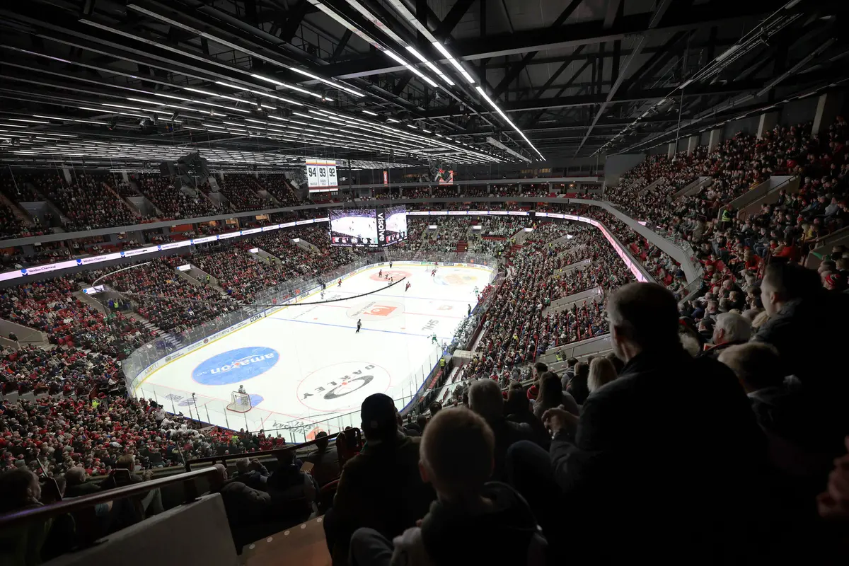 SHL Clubs See 102 Million Kronor Rise in Salary Costs