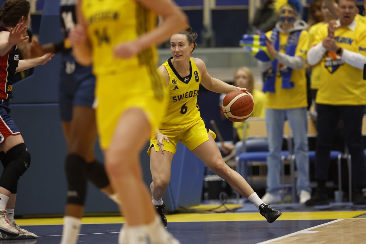 Frida Eldebrink Leads Sweden to Victory Over Lithuania with Key Three-Pointers