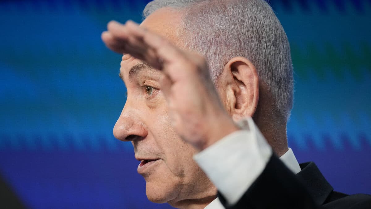Netanyahu calls for action against anti-Semitism in the West