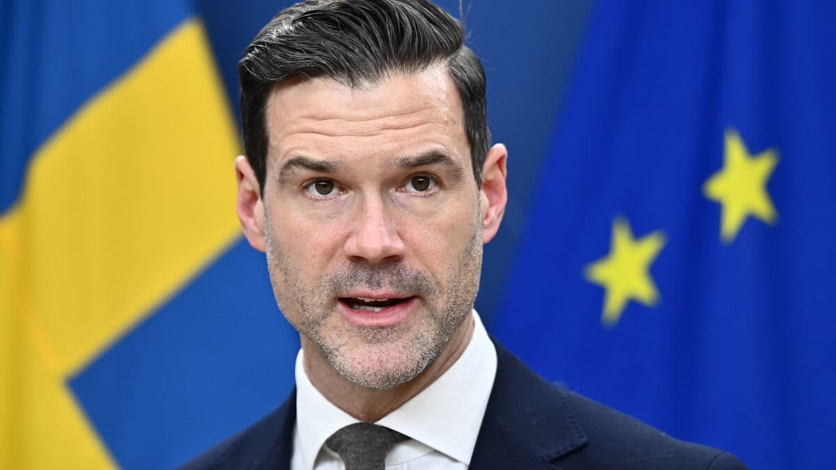 The number of asylum seekers is decreasing, down 30 percent