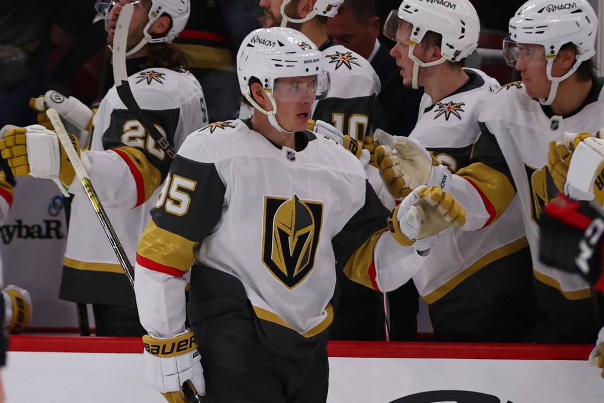 Swedish Duo Olofsson and Karlsson Lead Vegas to Victory Over Chicago