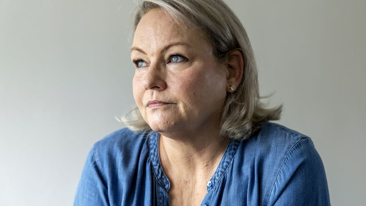 Alzheimer's at 54 - must wait for new medication