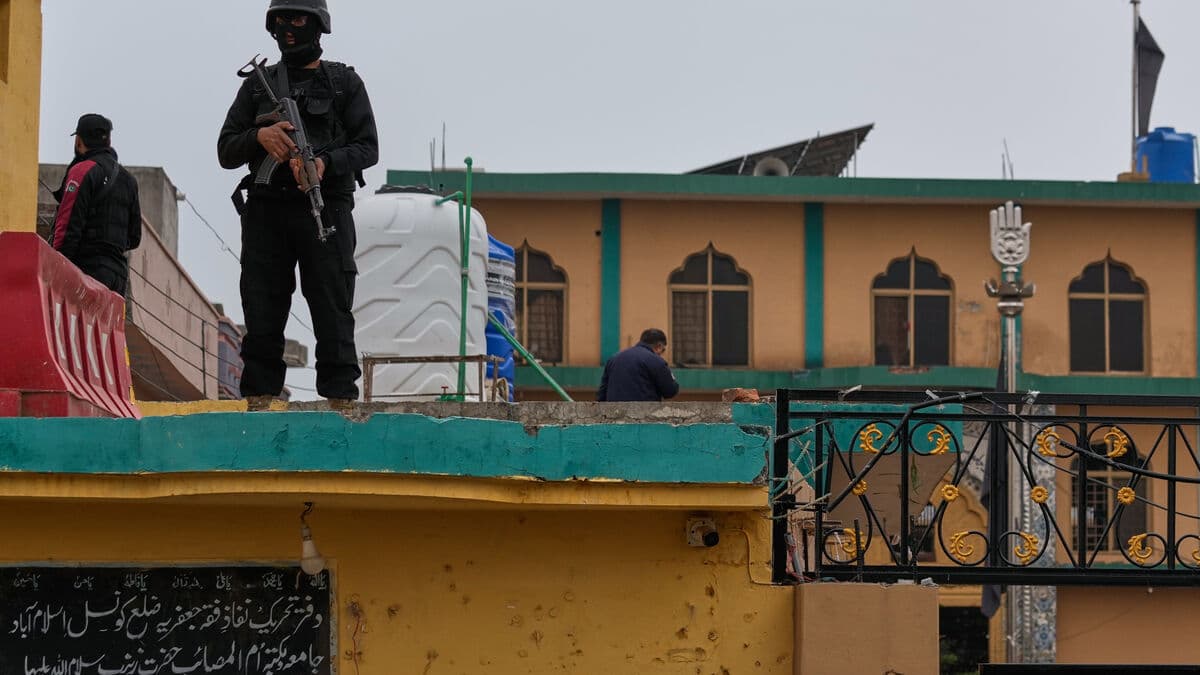 Four arrested after Islamabad mosque bombing